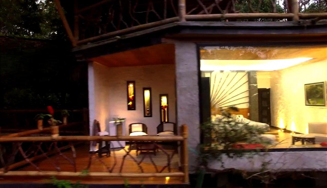 Cantalarana Lodge Mindo Bagian luar foto
